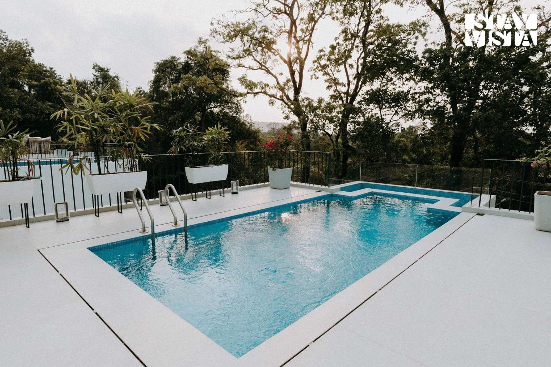 Stayvista At Tellado Bellagio With Infinity Pool Siolim Εξωτερικό φωτογραφία